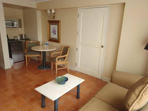 Suites del Bosque Hotel — photo 2