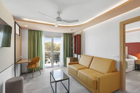 Hotel Riu Concordia — hotel room