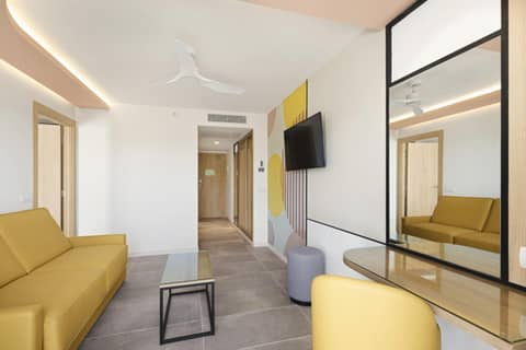 Hotel Riu Concordia — hotel room