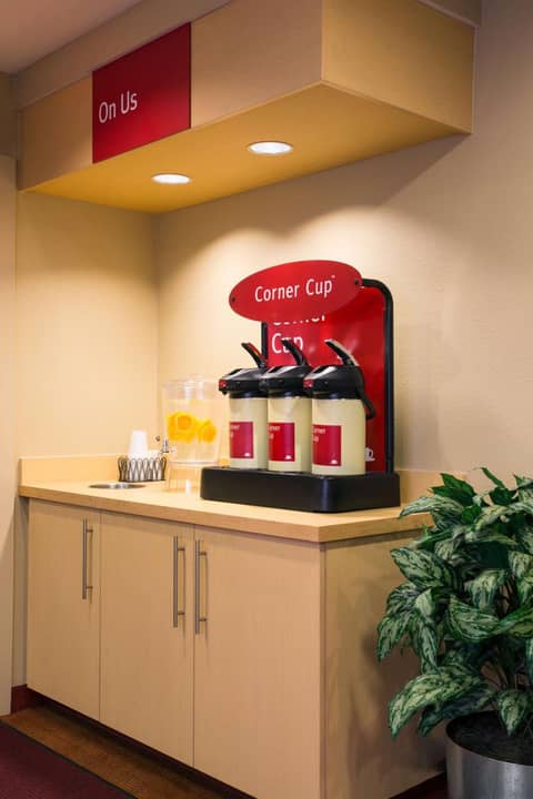 Sonesta Simply Suites Phoenix Scottsdale — photo 4