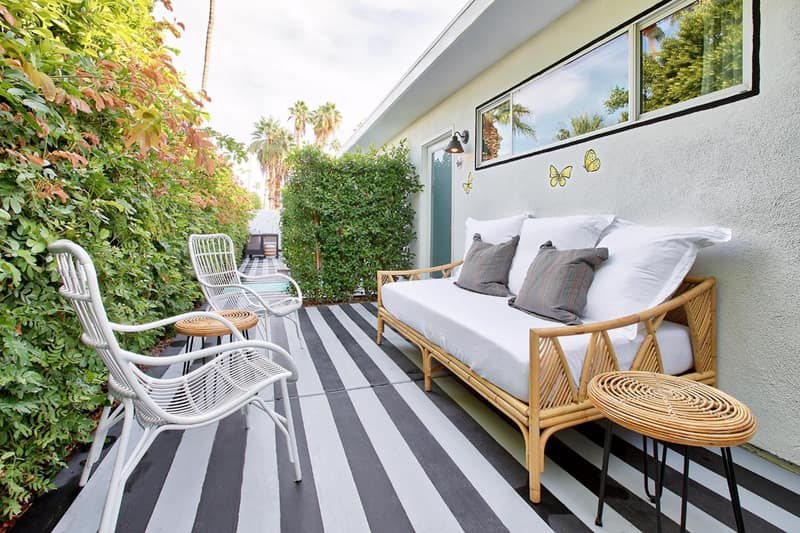 Dive Palm Springs Hotel - 21 & Over — balance & terrace