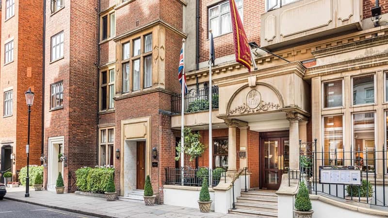 The Capital Hotel, Apartments & Townhouse - Small Luxury Hotels of The World — building