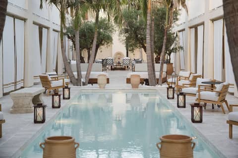 Cara — recepcion & lobby
