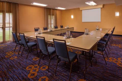 Courtyard by Marriott Richmond West — photo 2