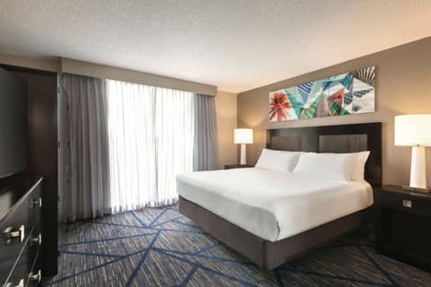 Embassy Suites by Hilton Miami International Airport — photo 2
