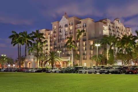 Embassy Suites by Hilton Miami International Airport — photo 3