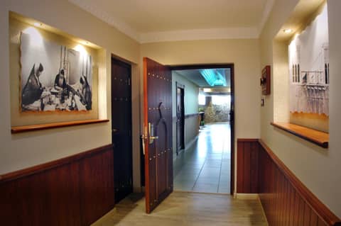 Al Liwan Suites — photo 2