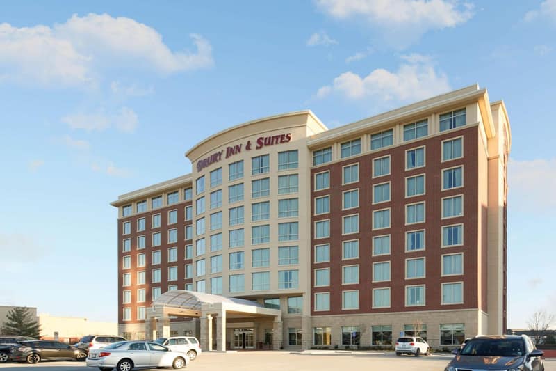 Drury Plaza Hotel St Louis Brentwood — building