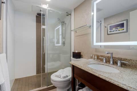 Best Western Premier Chateau Granville Hotel & Suites & Conference Centre — photo 6