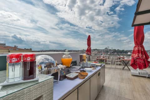 Galatower Hotel — roof