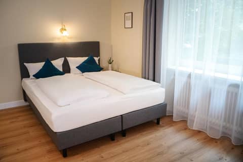 Hotel Altmünchen by Blattl — hotel room