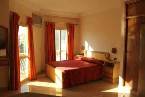Golden Rose Hotel — photo 6