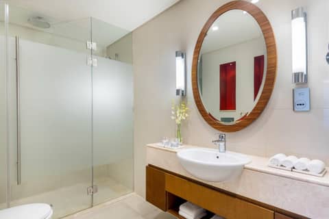 Crowne Plaza Doha - The Business Park by IHG — photo 9