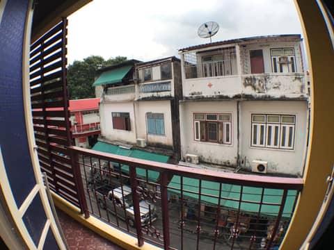 Roof View Place — balance & terrace