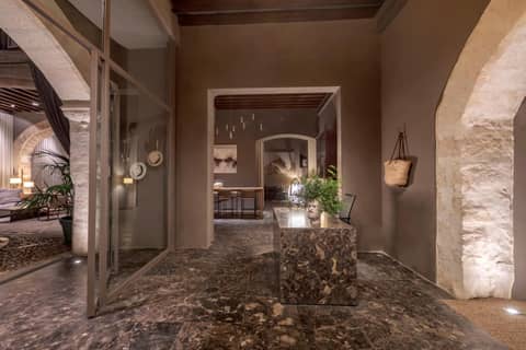 Can Cera Hotel — recepcion & lobby