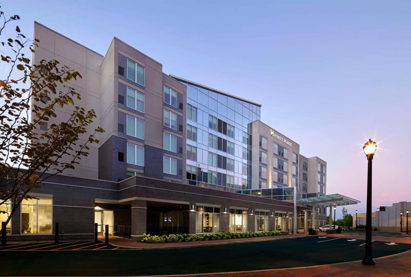 Hyatt Place Cleveland/Lyndhurst/Legacy Village — building