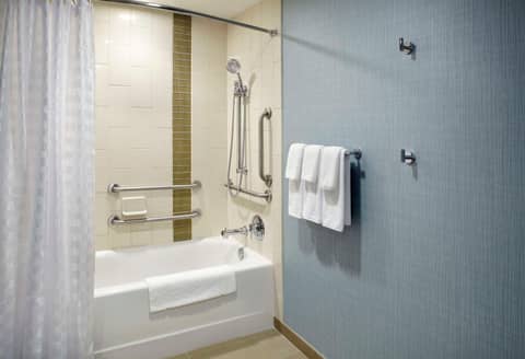 Hyatt Place Cleveland/Lyndhurst/Legacy Village — photo 2