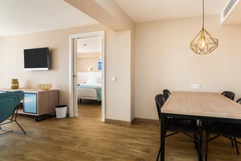 Eurostars Marivent — hotel room