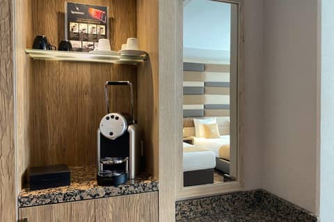 XO Hotels Blue Square — photo 4
