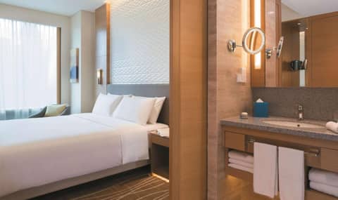 JEN Singapore Orchardgateway by Shangri-La — hotel room