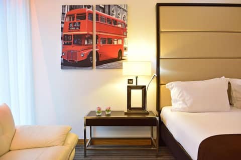 Pestana Chelsea Bridge Hotel & SPA — hotel room