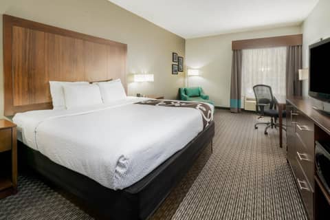 La Quinta Inn & Suites by Wyndham Fort Worth Arlington West — photo 5