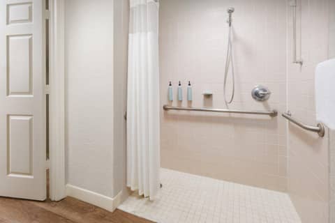 Residence Inn by Marriott West Palm Beach — bathroom