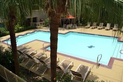 DoubleTree by Hilton Hotel Houston Hobby Airport — photo 6