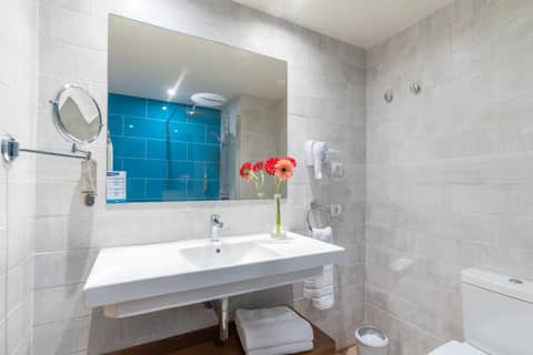 HOVIMA La Pinta Beachfront Family Hotel — photo 7