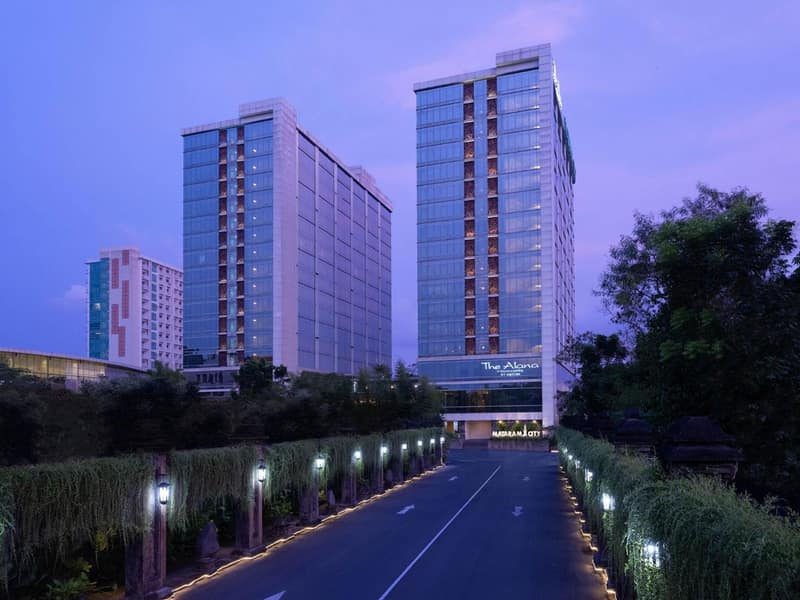 The Alana Yogyakarta Hotel and Convention Center — building