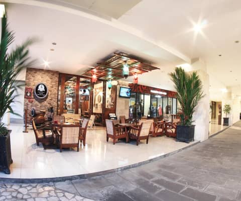 The Alana Yogyakarta Hotel and Convention Center — photo 2