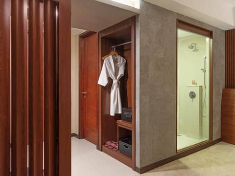 The Alana Yogyakarta Hotel and Convention Center — photo 3