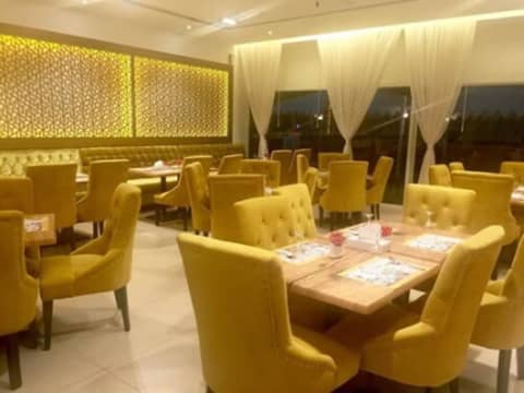 Royal Falcon Hotel — photo 9