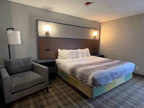 AmericInn by Wyndham Glendale Milwaukee — photo 5