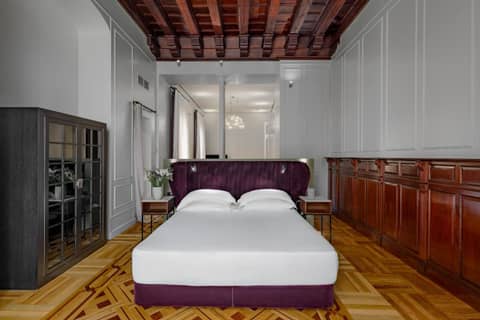 CoolRooms Palacio Villapanés 5 GL — hotel room