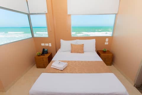 Hotel Aixo Suites By GEH Suites — photo 6