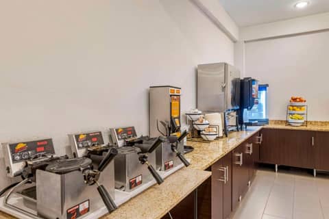 MainStay Suites MSP Airport - Mall of America — photo 2