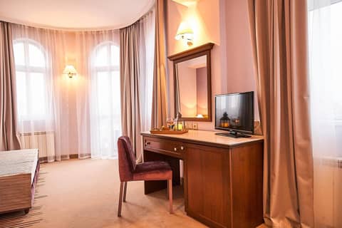 Hotel Lion Sofia — hotel room