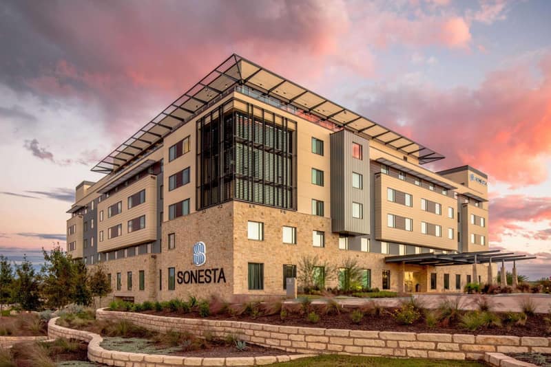Sonesta Bee Cave Austin Hill Country — building