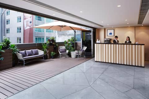 The OTTO Hotel — recepcion & lobby