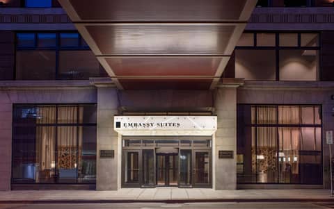 Embassy Suites By Hilton Minneapolis Downtown Hotel — photo 6