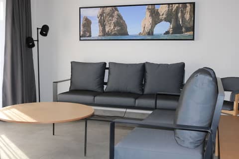 Sunrock Hotel and Suites — photo 4