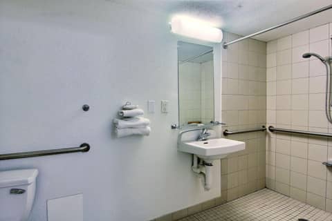 Motel 6-Austin, TX - North Central — photo 2
