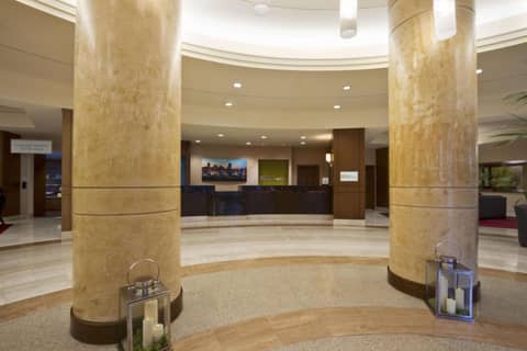 Hilton Garden Inn Baltimore Inner Harbor — photo 2