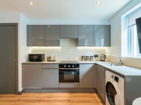 Holyrood Aparthotel — photo 3