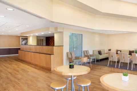 La Quinta by Wyndham Sarasota Downtown — photo 2