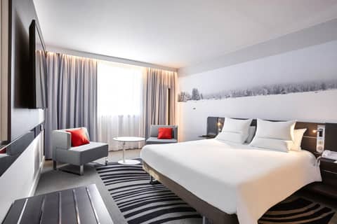 Novotel London Waterloo — hotel room
