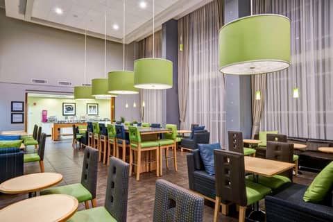 Hampton Inn & Suites Sarasota / Bradenton - Airport — photo 8