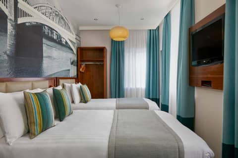 Seraphine Hammersmith Hotel — hotel room