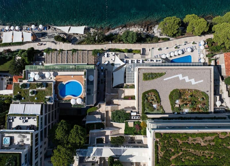 Hotel More — building